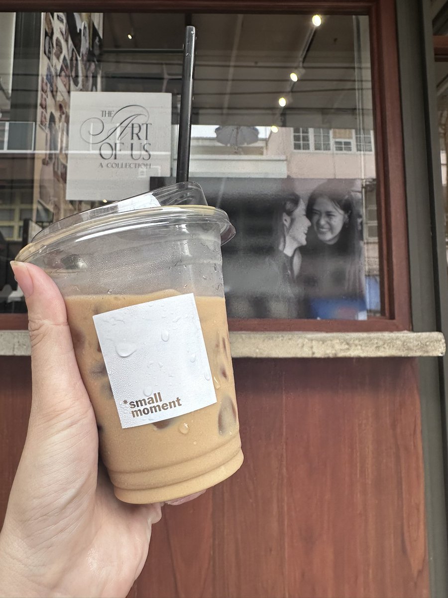 fujiffilm's tweet photo. Một khoảnh khắc nhỏ thôi 🩵💛

📍Small moment, Chula 50

#TheArtofNamtanFilm
#BDPartyNAMTANTOPIA 
#Filmracha25thBD https://t.co/BRISWBS4qt