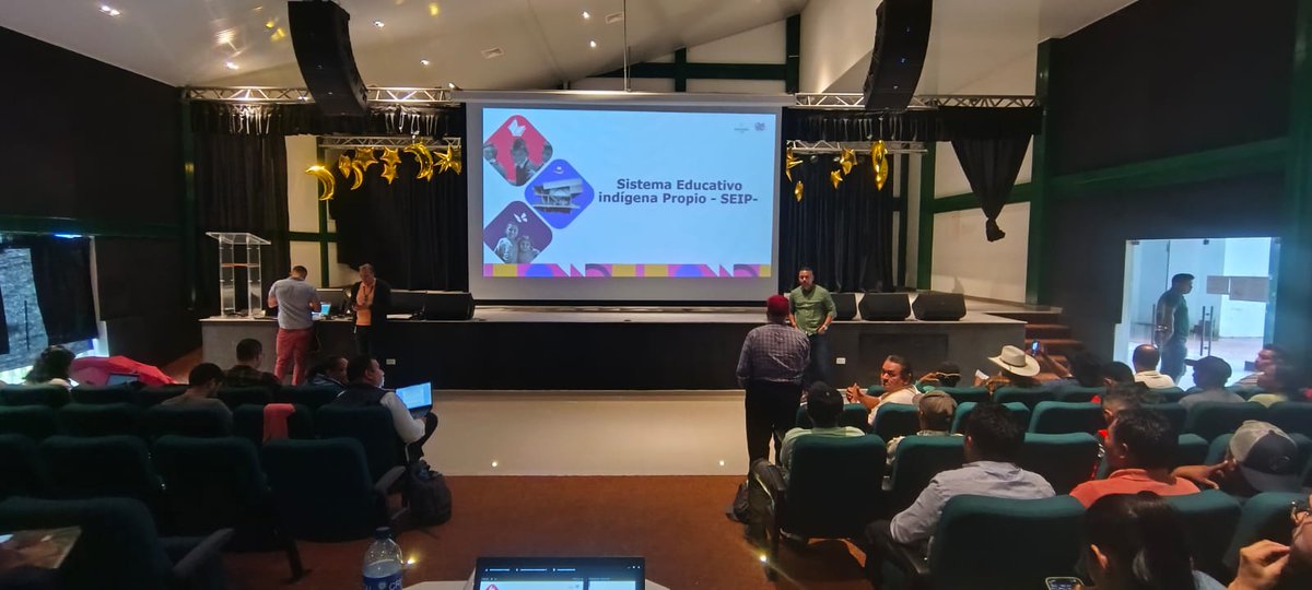 PyCEtnicas's tweet photo. El 10 de junio de 2025, Desde puerto Gaitán, Meta, el Ministerio de Educación equipo pueblos y comunidades etnicas acompañó el proceso de socialización a la medida cautelar con el pueblo Sikuani @DanielRMed @faridespitre https://t.co/GXLl7eNXj4