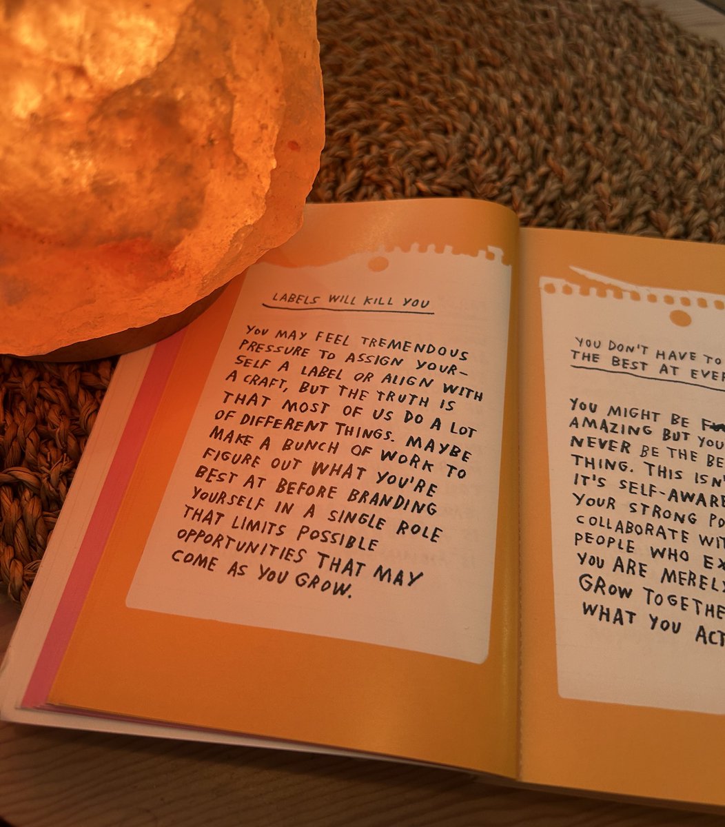 books + peaceful places 💝