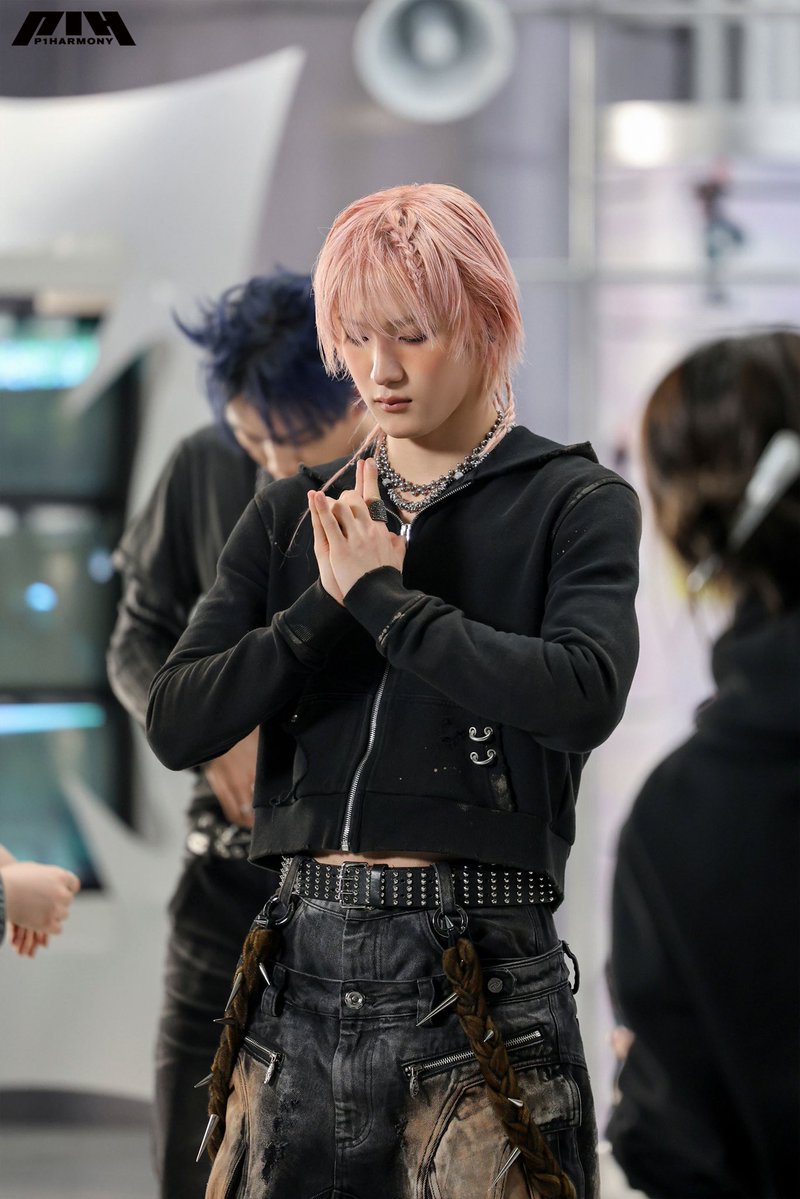 takitakkkii's tweet image. 닌자같아......