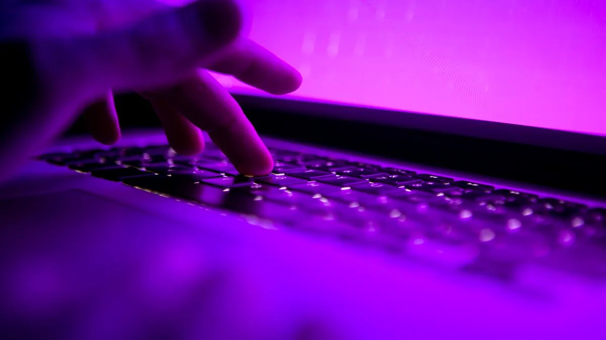 logic_pilot's tweet image. AI can be a lifesaver or a stumbling block for developers. Use it wisely-question its advice and know when your own experience wins out!   zdnet.com/article/for-de…