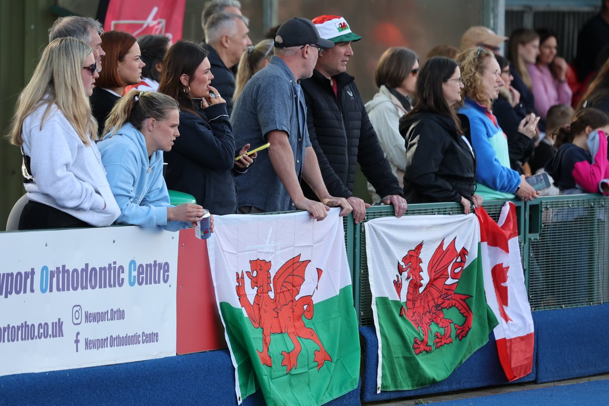 Hoci Cymru tweet media