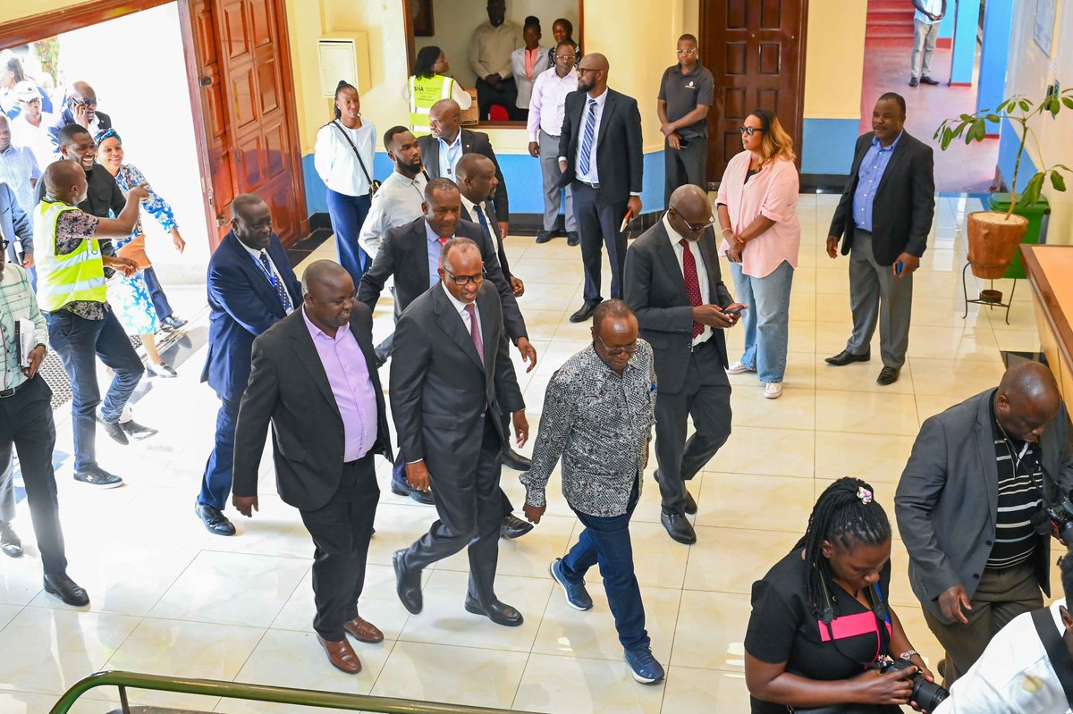 This morning, I hosted <a href="/MOH_Kenya/">Ministry of Health</a> Cabinet Secretary  <a href="/HonAdenDuale/">Hon. Aden Duale, EGH</a> ahead of the launch for Kisumu County's Health Digitisation and SHA Activation Program.So far Kisumu is ranked 5th in SHA registration across the country. 

This marks a pivotal step in transforming