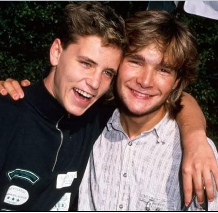 OfficialDaledoe's tweet photo. Happy 54th. Birthday to actor/singer/songwriter/musician/activist, Corey Scott Feldman ( @Corey_Feldman )! 🥳🎉🎊🎈🎂🎁🎬🎼🎶🎵🎸🎤 #TheLostBoys #TheGoonies #DreamALittleDream #LicenseToDrive #TheBurbs #StandByMe &amp; many more. https://t.co/sXcCUwAxBf