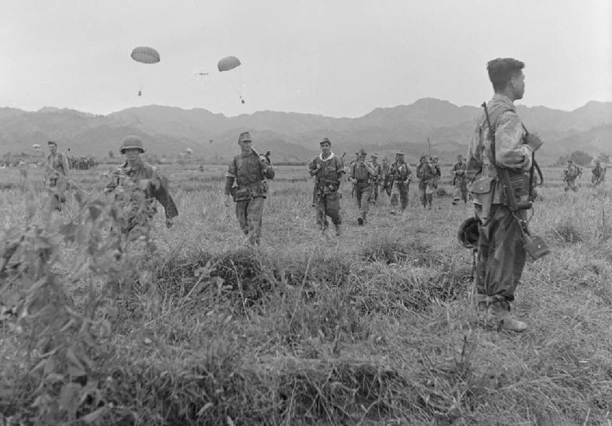 16 juillet 1955 : Rapport du capitaine Belmont à #DiênBiênPhu (sur la question des sépultures des combattants).
theatrum-belli.com/rapport-du-cap…