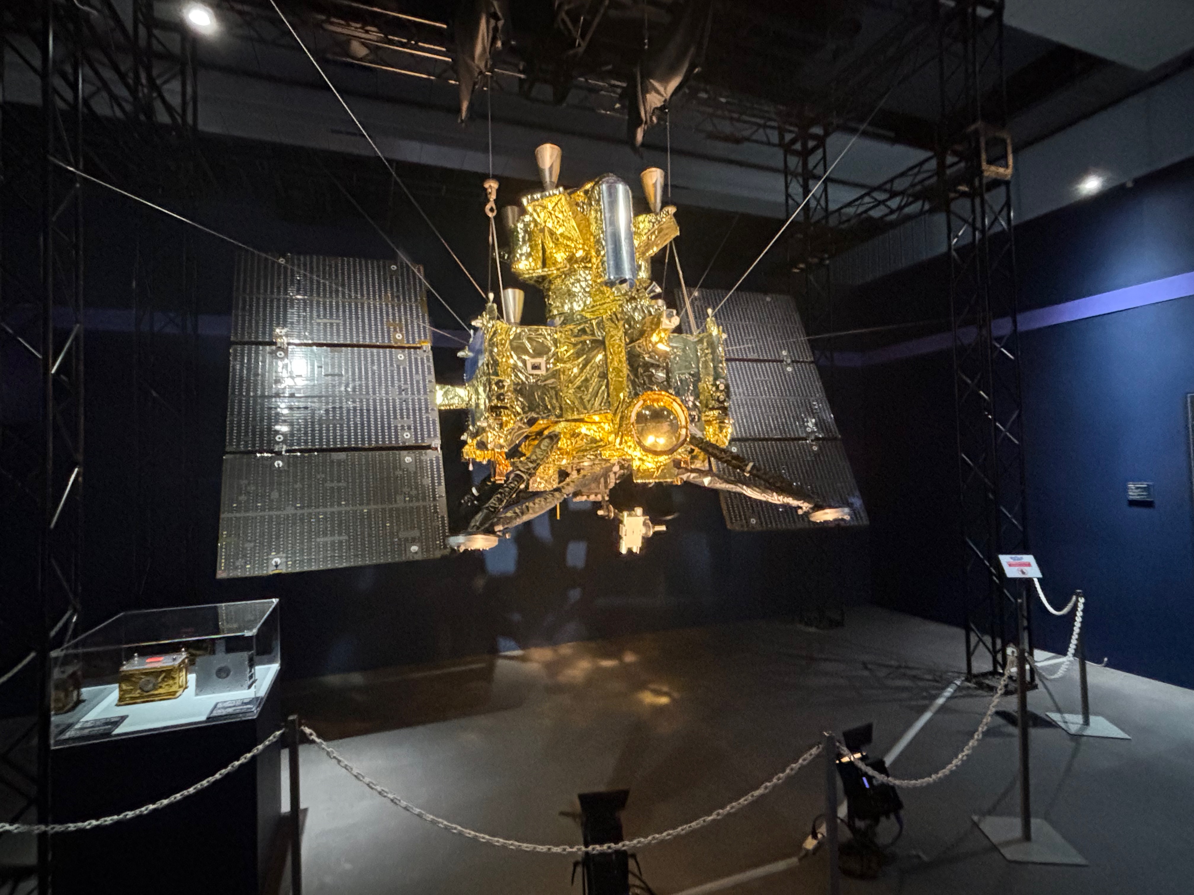 展示会に大人気電磁パルス プレスリリース】リガク、JASIS 2025で新製品と最新分析