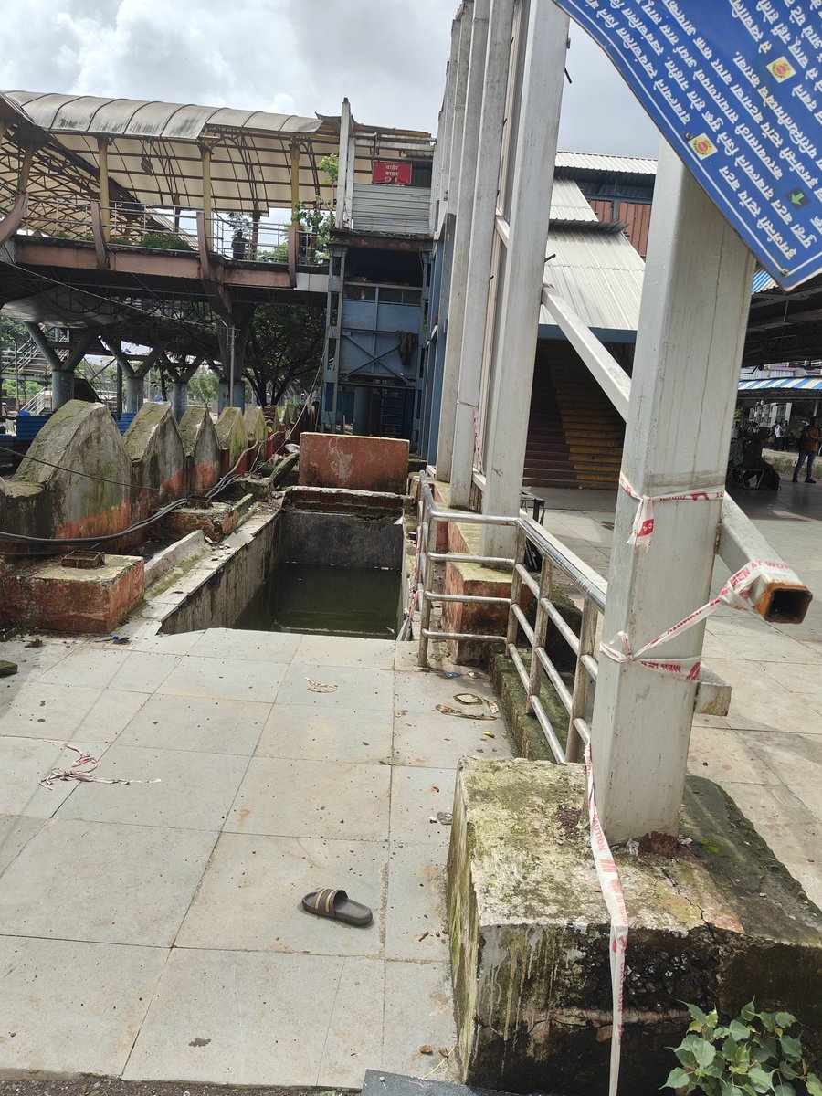 Mukesh Makhija 🇮🇳 (@mukeshvmakhija) on Twitter photo <a href="/Central_Railway/">Central Railway</a> <a href="/RailMinIndia/">Ministry of Railways</a> <a href="/drmmumbaicr/">DRM Mumbai CR</a>
The only escalator at Ulhasnagar Station Platform 1 has been dismantled & moved to another station as per station manager.
No alternative given.
This is unacceptable – senior citizens, pregnant women & differently-abled commuters were <a href="/Central_Railway/">Central Railway</a> <a href="/RailMinIndia/">Ministry of Railways</a> <a href="/drmmumbaicr/">DRM Mumbai CR</a>
The only escalator at Ulhasnagar Station Platform 1 has been dismantled & moved to another station as per station manager.
No alternative given.
This is unacceptable – senior citizens, pregnant women & differently-abled commuters were