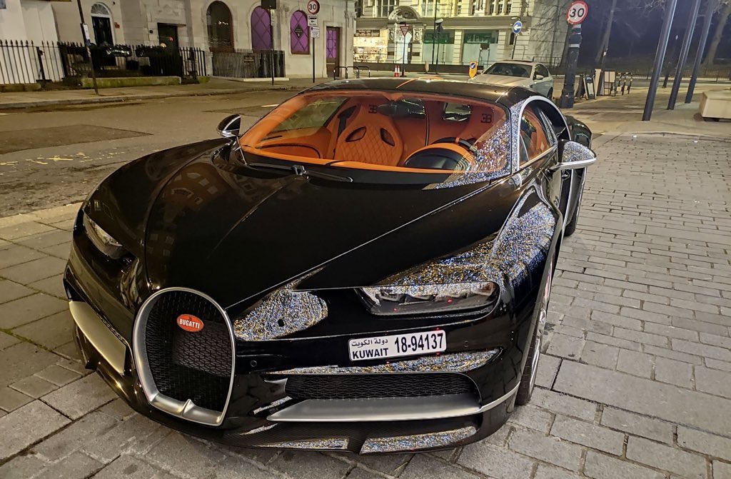 ياصباح الخيير صدق، اخيراً بيصير عندنا اللوحات الصغيره للسيارات الرياضية 🏎️

غالباً بتكون شبيهه باللوح اللي في الدول الخليجيه الان بس ننتظر ونشوف كيف بتكون بالضبط. الخيار الان موجود في ابشر (على المتصفح) لكن ما اطلقوه رسمياً.