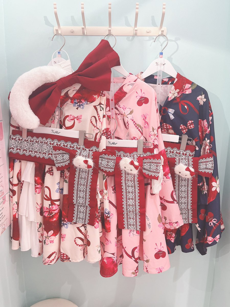 新品♡to alice♡福袋♡赤♡ロリータ5点セット♡ブラウス♡ジャンスカ等♡ 新品♡to alice♡福袋♡赤♡ロリータ5点セット♡ブラウス