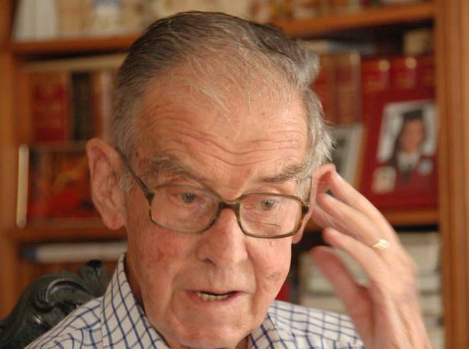 16 de juliol de 1925 [100 anys]: naixia a Manresa en Lluís Virgili i Farrà, linotipista, director musical i pedagog. Fou director de l'Orfeó Lleidatà i membre del Secretariat dels Orfeons de Catalunya. Creu de Sant Jordi 1984.
  ca.wikipedia.org/wiki/Llu%C3%AD…
<a href="/orfeolleidata/">Fundació Orfeó Lleidatà</a>