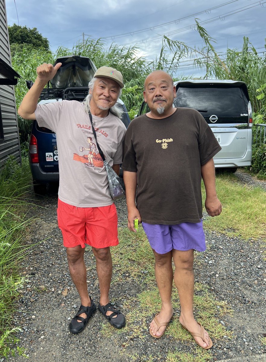 僕が尊敬する釣り人武田栄さんが手掛ける大好きなフィッシングギアブランドGo-Phishのオフィスへやってきた。
何この夢のような世界！この後太刀魚釣りに和歌山へ。こんなんが実現するから自分のブランドやってて良かったなとつくづく思うのです。ちなみに僕たち同い歳