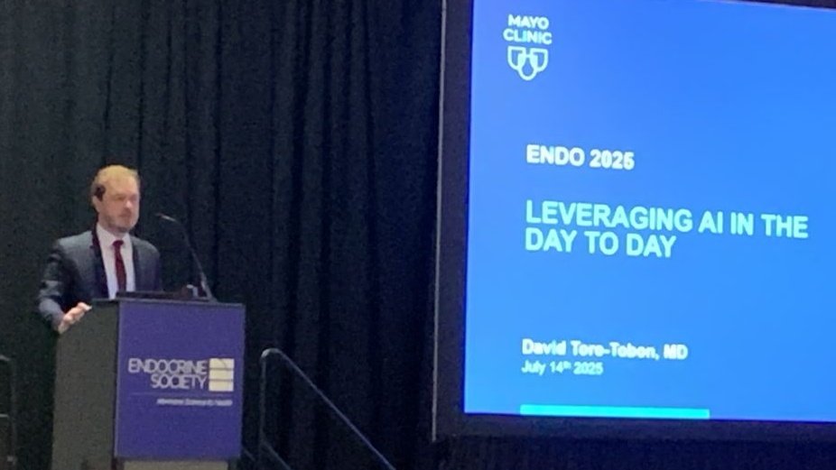 What a fantastic session at #ENDO2025! Thank you to everyone who joined my talk on the "AI in the Day to Day."
A quick reminder on how to use AI safely &amp; effectively by checking our prompt's PULSE and why you should always V.E.T. your AI. 🧵