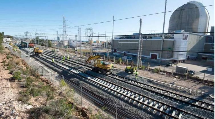 💢El Gobierno quiere acabar el año con 1.000 millones ejecutados del corredor mediterráneo. 

elperiodico.com/es/economia/20…