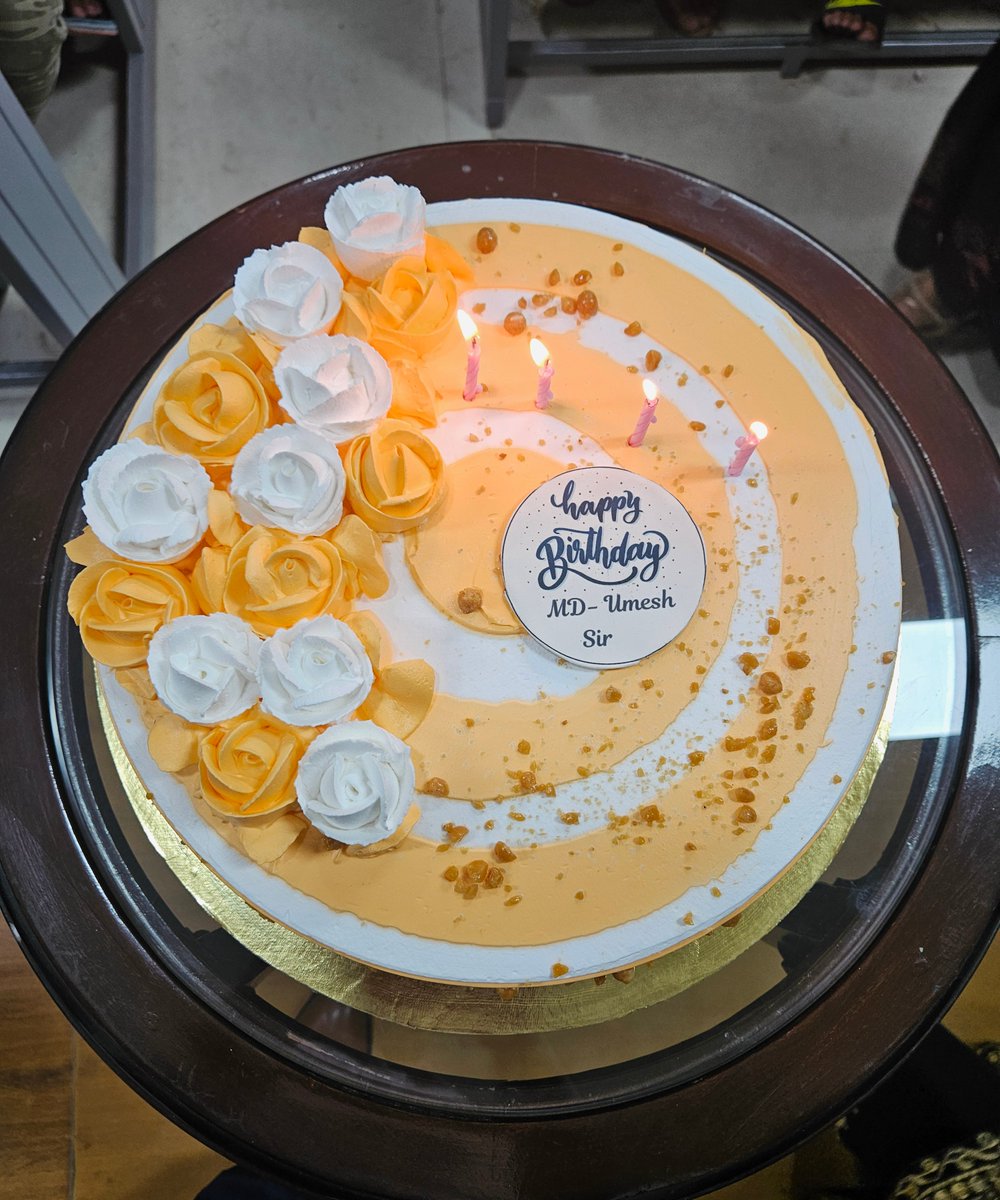 Bccgurgaon's tweet image. Celebrating the Birthday of our beloved MD, Umesh Sir — A Day of Joy and Togetherness at BCC!

#CSEETcoachingingurgaon #cseetclasses #cseetacademy #cseetinstitute #bestcseetclasses #topinstituteforcseetpreparation #cseetpreparation