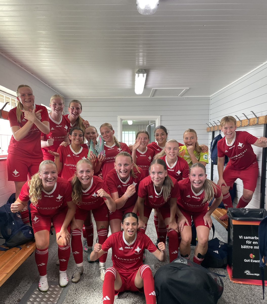 _PowerBreak's tweet image. Förlust 0-1 i premiärmatchen mot FC New England, seger 3-0 mot Molde FK igår.
Idag 18:00 avslutas gruppspelet, match mot Carl Zeiss Jena från Tyskland.
Vi har det i våra egna händer att gå vidare, matchen sänds på Tv4 Fotboll!
#ifknorrköping #GothiaCup2025 #pumatrophy