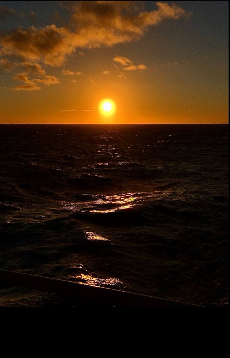 Jon Captures tweet media