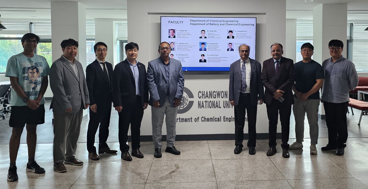 iitroorkee's tweet image. IIT Roorkee, led by Director Prof. K.K. Pant & Dean IR Prof. V.C. Srivastava, signs MoU with Changwon National University to boost joint research, academic exchange & innovation in sustainability, energy & materials. #IITRoorkee #Globalcolab #MoUSigning #IndoKoreanRelations
