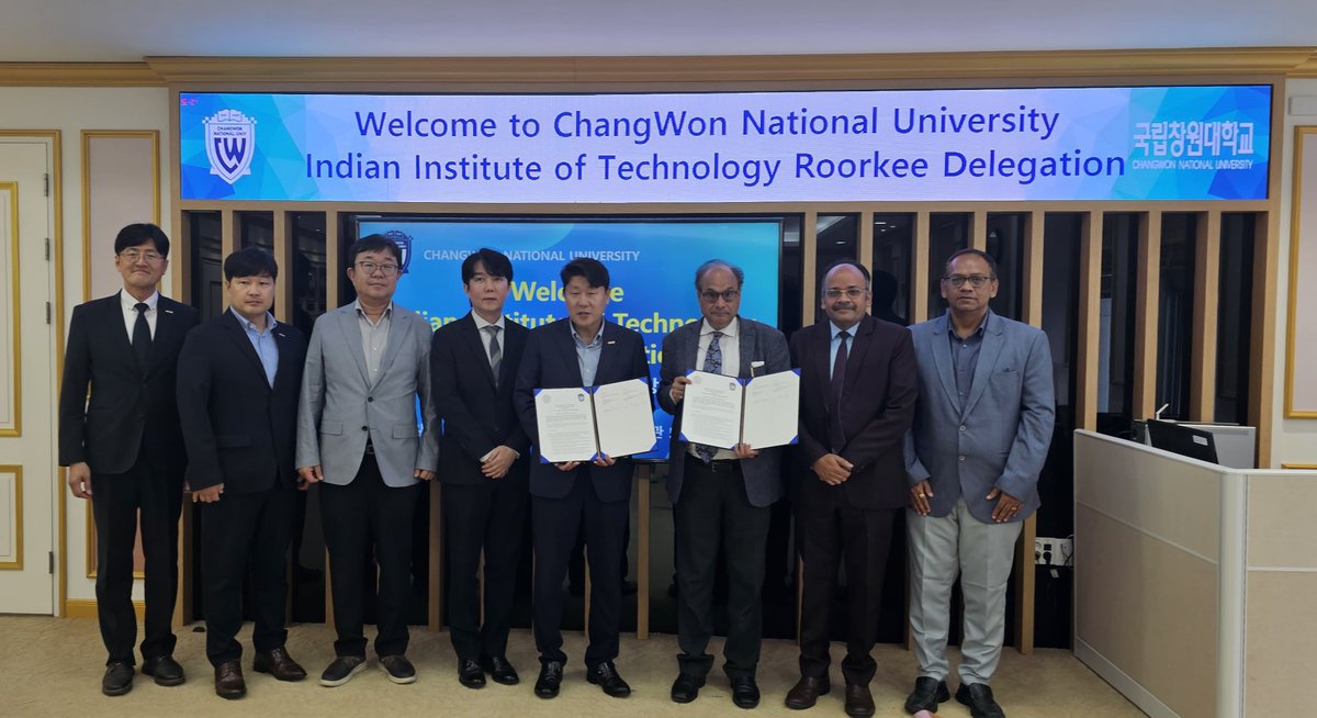 iitroorkee's tweet image. IIT Roorkee, led by Director Prof. K.K. Pant & Dean IR Prof. V.C. Srivastava, signs MoU with Changwon National University to boost joint research, academic exchange & innovation in sustainability, energy & materials. #IITRoorkee #Globalcolab #MoUSigning #IndoKoreanRelations