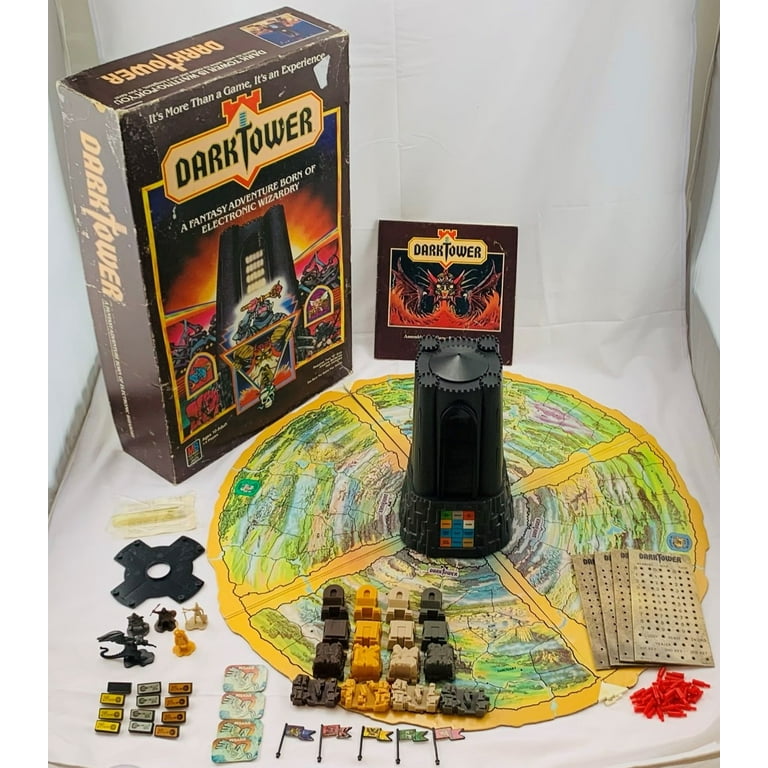 comicbookaddt's tweet image. Who remembers playing DARK TOWER? I can still hear those electronic sounds! A true classic. What an incredible game.

#DarkTower #VintageGames #BoardGameGeek #80sKid @Hasbro @RestoGames