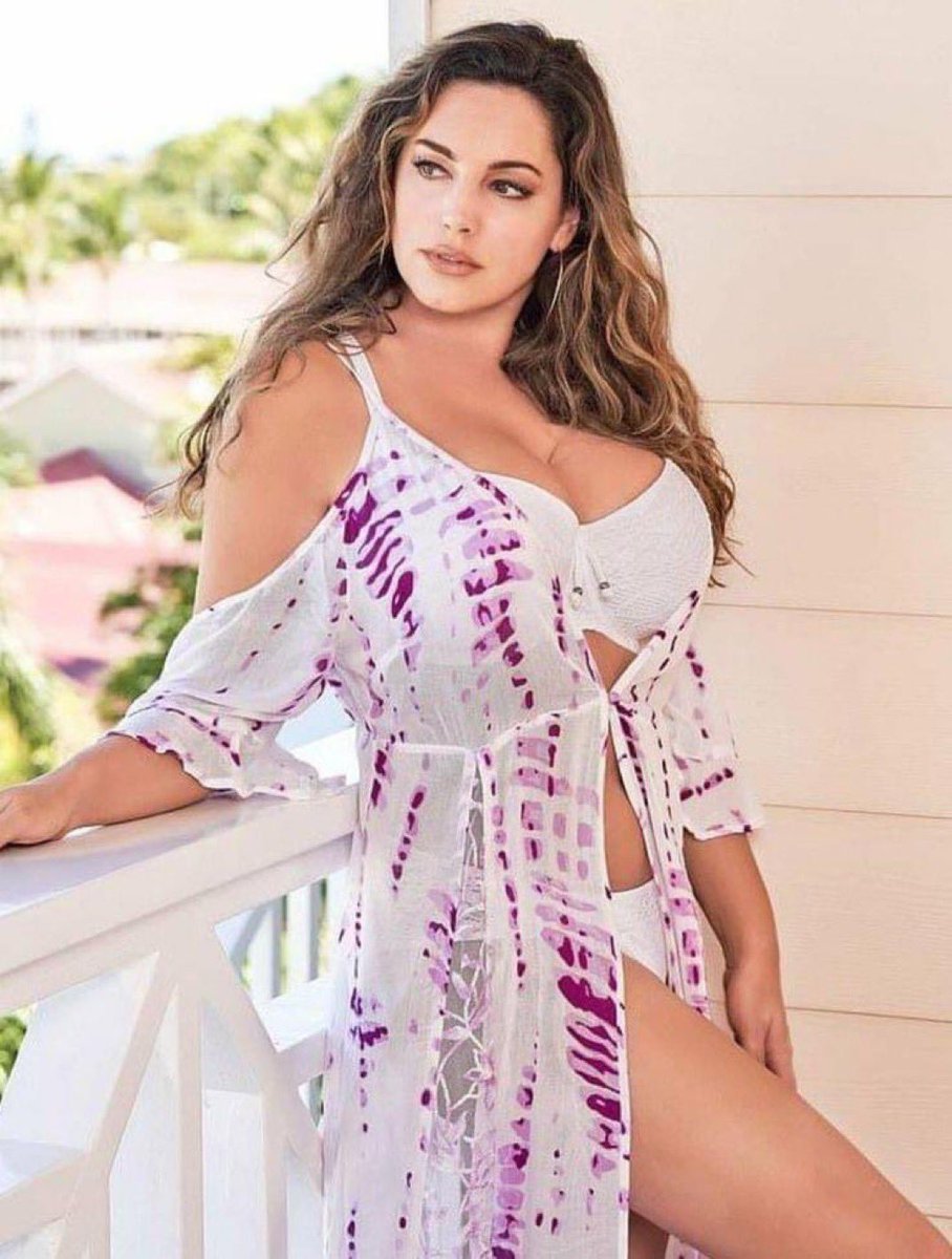Kelly Brook