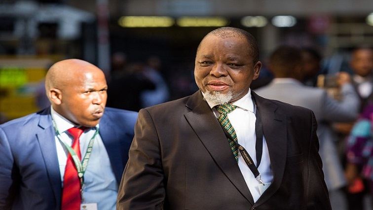 [LISTEN] Security Strategist and retired Interpol Ambassador, Andy Mashaile says as the acting Minister of Police, Gwede Mantashe can have nothing to do with operations due to his lack of experience

🔗tinyurl.com/7dru83ju

#sabcnews #FirstTakeSA