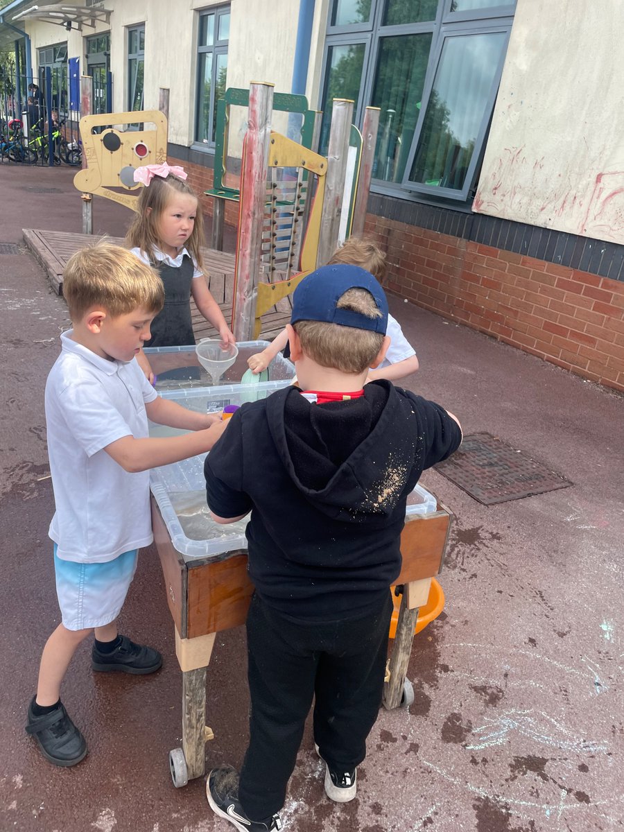 Dosbarth Coch tweet media