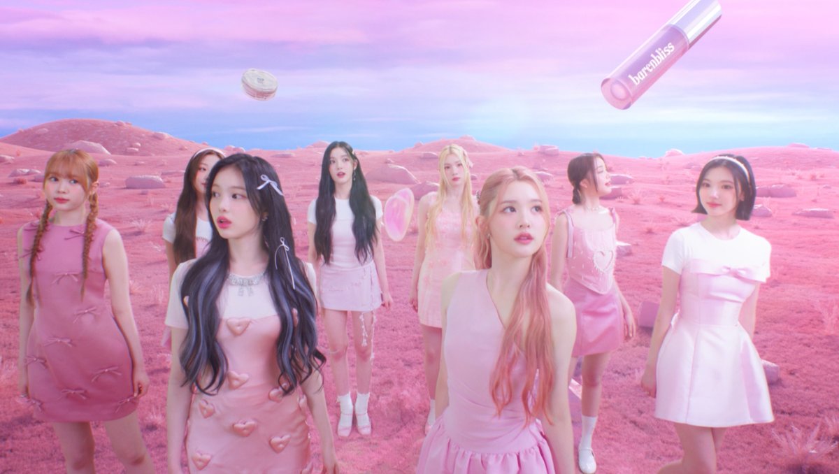 omg??? kaget jir ternyata Hearts2Hearts jadi brand ambassador barenbliss...ada gila gilanya kata gw gebrakan barenbliss iniii...ga sabar liat CARMEN make produk bnb pas next fansign 🥰🥰🥰