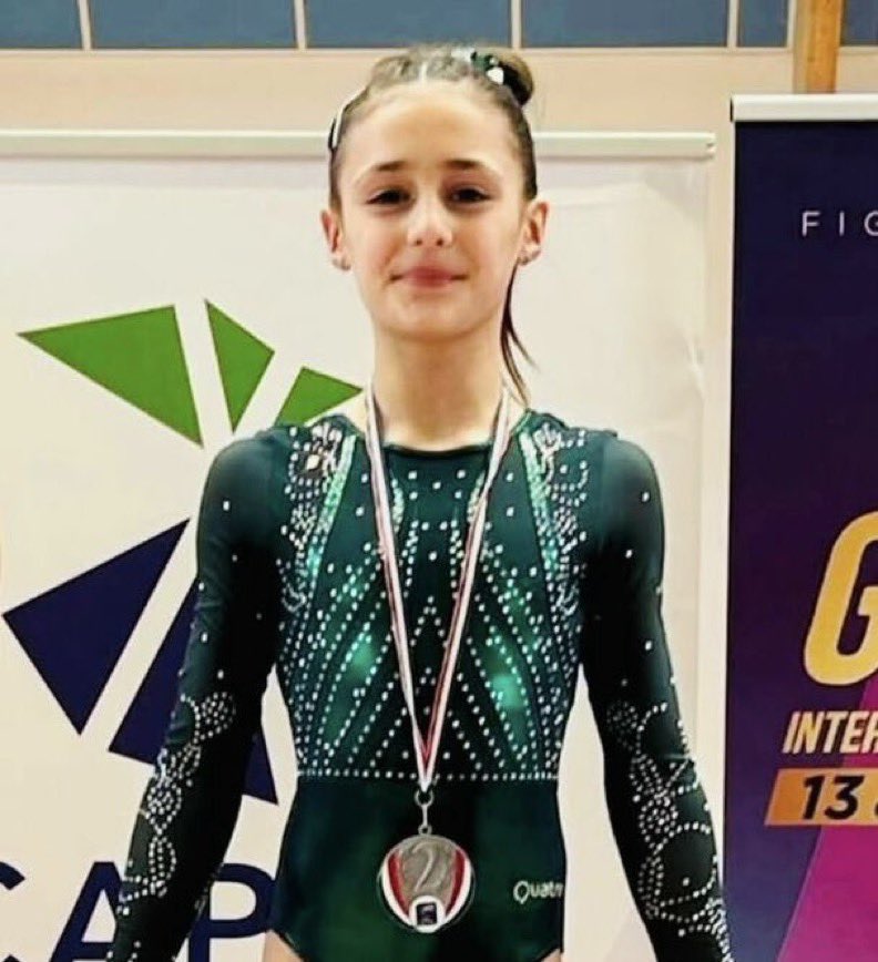 PsyGuy007's tweet image. 🕊️🇫🇷 Aujourd’hui, cela fait tout juste un mois qu’Élise Gabert-Dubar, 12 ans, est décédée le 16 juin des suites d'une intoxication alimentaire à Saint-Quentin.
Selon les premiers éléments, la viande consommée était de type halal.
🗣️ Faut-il INTERDIRE la viande HALAL dans les…