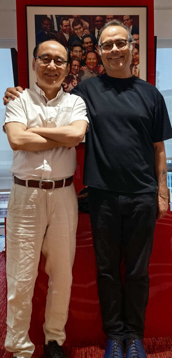 With my friend and comrade Professor Meng Jie (Economics Department, Fudan University), one of the most important Marxist economists in China. In the current issue of Wenhua Zonghen, Meng Jie has an essay - written with Zhang Zibin - on 'Industrial Policy with Chinese