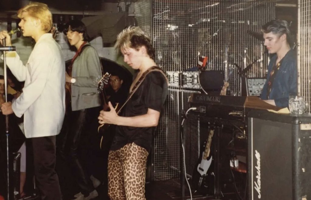 adeyb67's tweet photo. On 16 July 1980 Duran Duran played their first gig with the classic lineup at the Rum Runner Club in Birmingham

#DuranDuran #rumrunner #80s #newromantics #music #club https://t.co/7Z2TayVA81