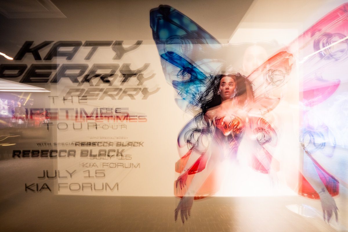 thekiaforum's tweet image. Los Angeles got a little more purrfect. Thank you, KatyCats! 🐱🎤 @KatyPerry