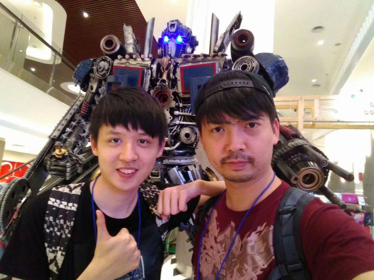 #これを見た人は無言で若い頃の画像を貼る

8年前。。。誰だこれは。。。