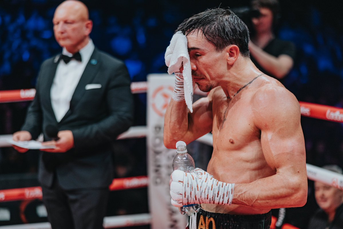 WassermanBoxing's tweet image. 7๏ธโฃ weeks out ๐ฅ๐ฎ๐ช
Tickets on sale now for @mickconlan11 vs @JackBateson94 in Dublin Sept 5 ๐ฅ
๐จ Tickets on sale NOW: tinyurl.com/Returnofthemick ๐๏ธ
@Ladbrokes | @InfinitumEnt | #ReturnOfTheMick