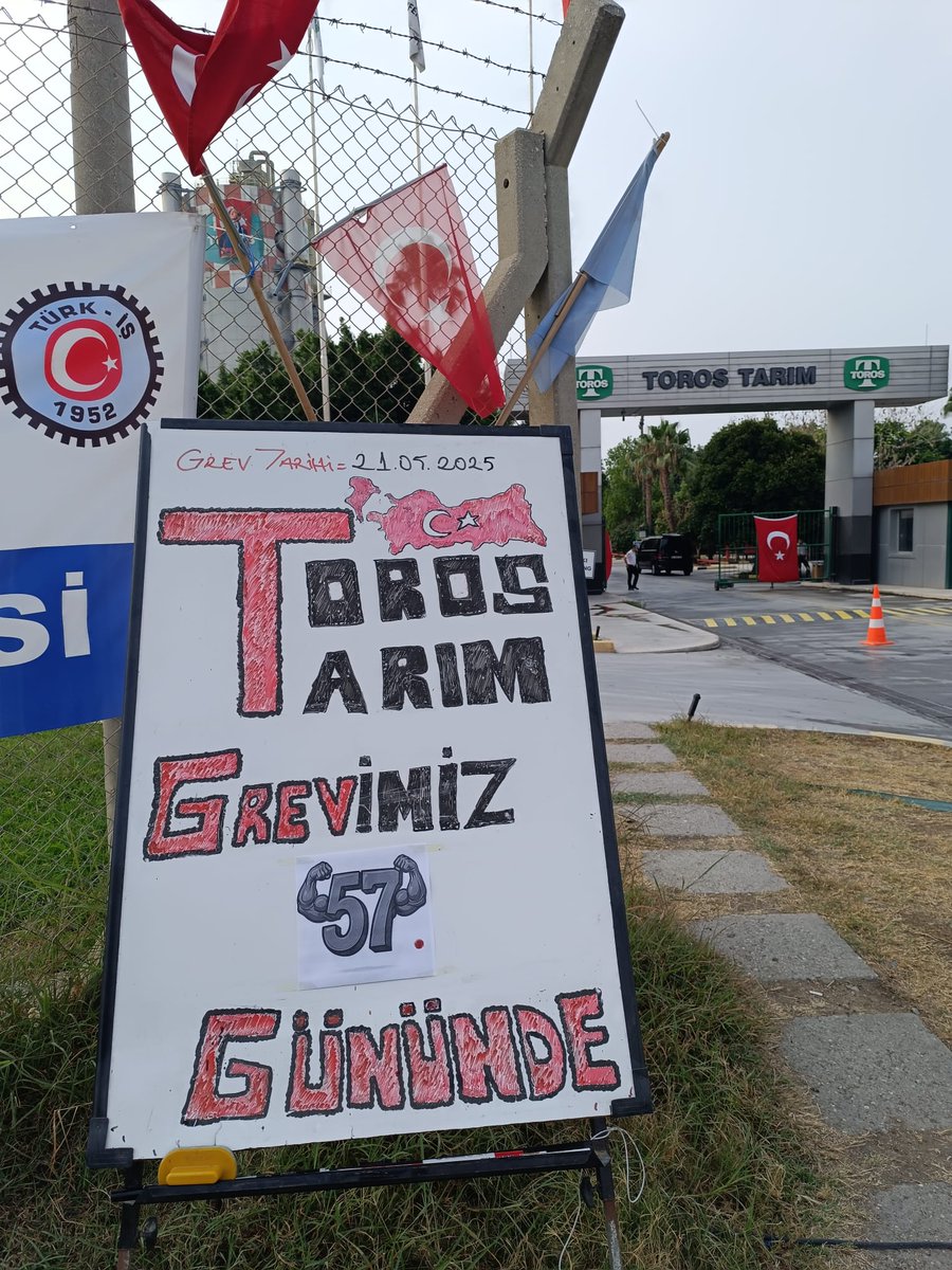 Petrol-iş Mersin Şubesi (@mersinpetrolis) on Twitter photo Toros Tarım'da Grevimizin 57. Günü...
<a href="/tekfen_holding/">Tekfen Holding</a> <a href="/torostarim/">Toros Tarım</a> #tekfenholding #torostarim #petrolis #petrolismersin
#direnedirenekazanacağız #kazanacağiz
#işçilerinbirliğisermayeyiyenecek Toros Tarım'da Grevimizin 57. Günü...
<a href="/tekfen_holding/">Tekfen Holding</a> <a href="/torostarim/">Toros Tarım</a> #tekfenholding #torostarim #petrolis #petrolismersin
#direnedirenekazanacağız #kazanacağiz
#işçilerinbirliğisermayeyiyenecek