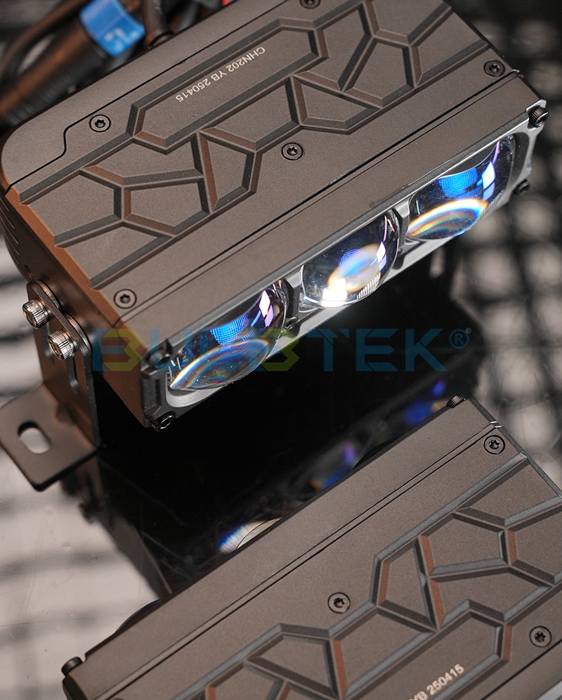 BULBTEK_LED_7's tweet image. 🎉LED SPOT AUXILIARY LIGHT-S14B
👉Chips: LED Module 2*3570 low, 1*3570 high
👉Lighting pattern: low beam(reflect projector) + high beam
🌐bulbtek.com
#BULBTEK #biled #biledprojector #biledlens #auxiliary #grille #spotlights