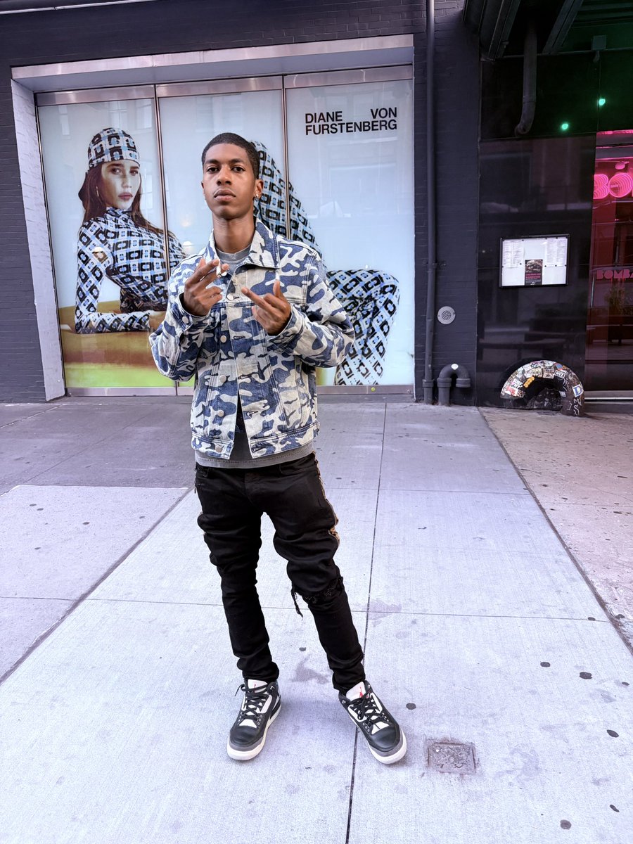 Rule #1 always keep shit playa ✍🏾