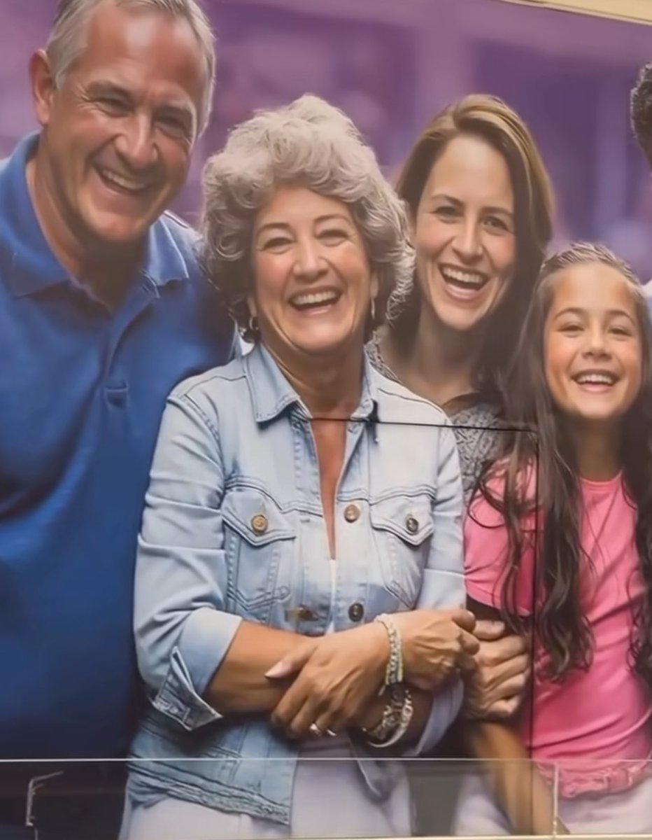 EtFelicitoFill tweet media