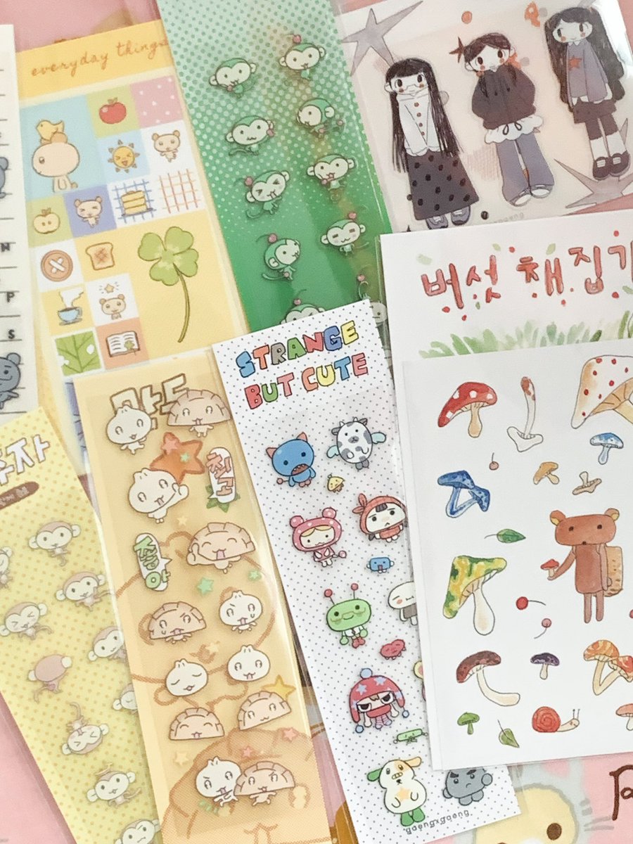 pashoppashop's tweet image. 。*✧∘*☆NEW*✧∘*☆
신상입고
-트립 투 스페이스 투명 스티커
-소녀와 새, 그리고 열매 투명 스티커
-걸 락 위드 레드애플 스티커
-모든 소녀들의 생일을 축하해! 스티커
-버섯 채집가 스티커
-걸즈 빈티지! 스티커
-걸 락 위드 레드애플 핀버튼 세트
-천사? 말랑키링
-악마? 말랑키링
-이상하지만…