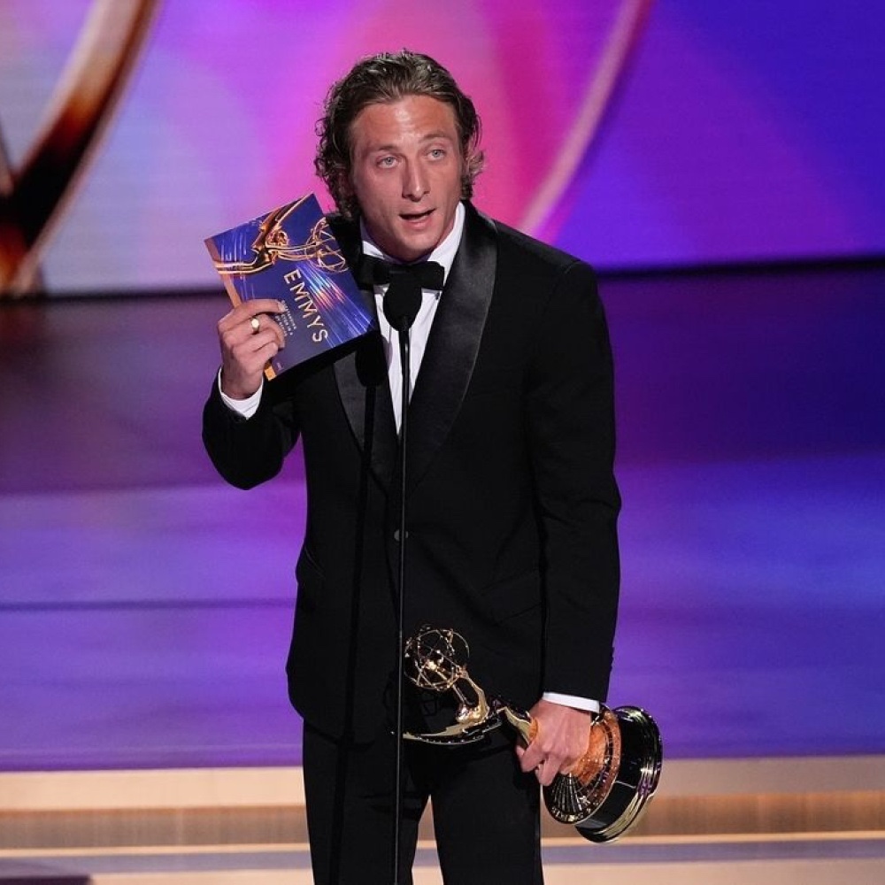 أبرز مفاجآت قائمة ترشيحات جوائز Emmy.. سيطرة لمسلسل "Severance" وممثل مراهق يحقق إنجاز قياسي 