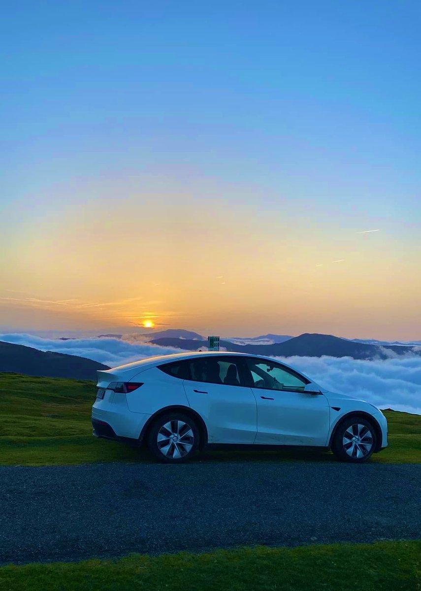 EstherRebers's tweet image. Good morning world!
Part nine hundred twenty-five @Tesla @teslaeurope