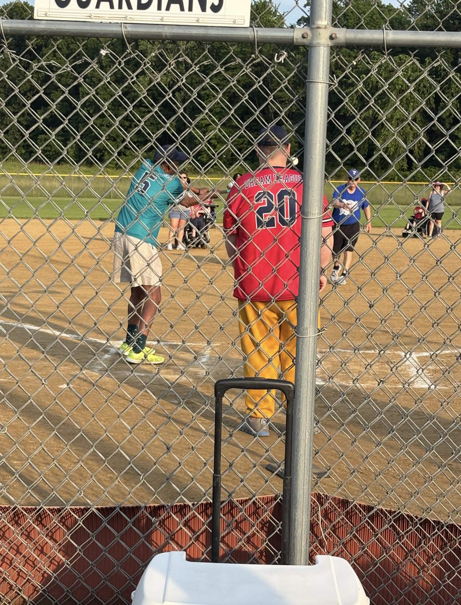whitehousewow's tweet photo. Great times of teamwork, excitement, and strong sportsmanship on the baseball field!⚾️

#TeamworkOnAndOffTheField #TeamSpirit #Baseball #WOWohio https://t.co/In8xDnxPM9