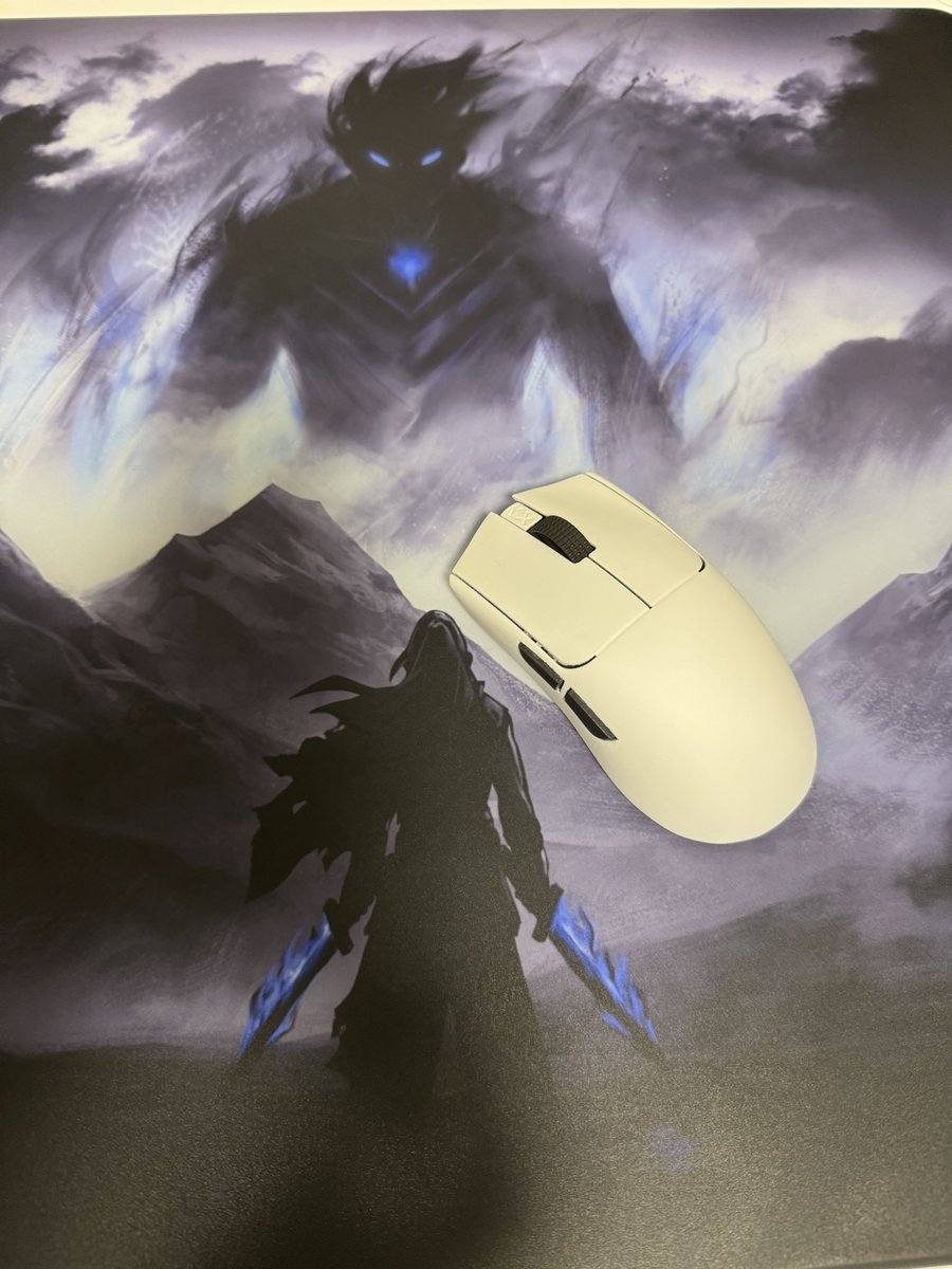 phantomマウスパッドと塗装したzen 8k mini