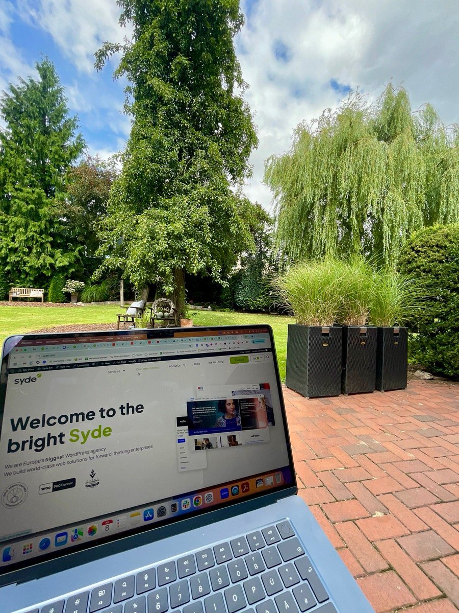 syde_gmbh's tweet image. ☀️ With summer in full swing, our fully remote team can work from anywhere. 

How are you making the most of this beautiful weather while still staying productive? Share a photo of your current view with us! 👇
 
#RemoteWork #WorkFromAnywhere #DigitalNomad #TeamCulture