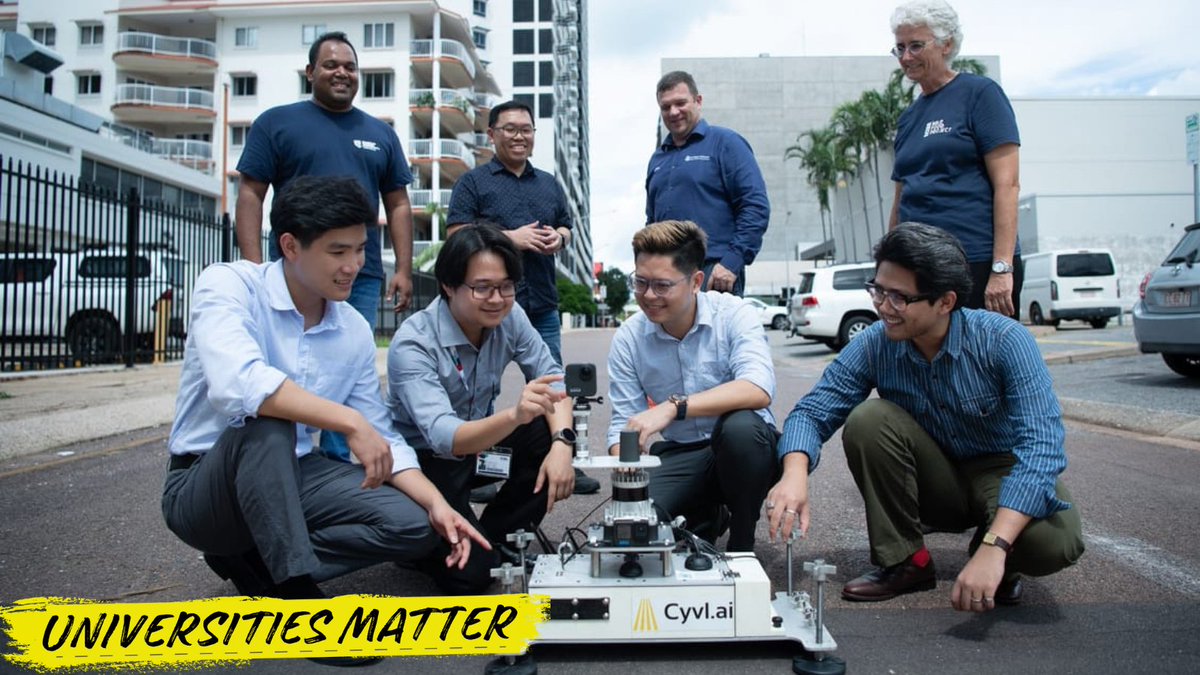 uniaus's tweet image. Four @CDUni students have developed an AI model with the potential to transform road safety and infrastructure maintenance.
In collaboration with national civil engineering provider Civiltech Solutions, the team used video footage of Darwin streets captured by a bike-mounted…
