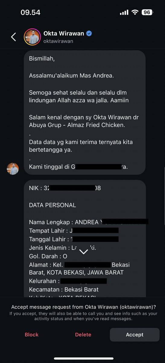 INFO A99!! 

Owner jaringan restaurant ayam cepat saji cita rasa Arab Saudi ALMAZ FRIED CHICKEN, Okta Wirawan, meneror influencer tiktok Andrea Yudias
