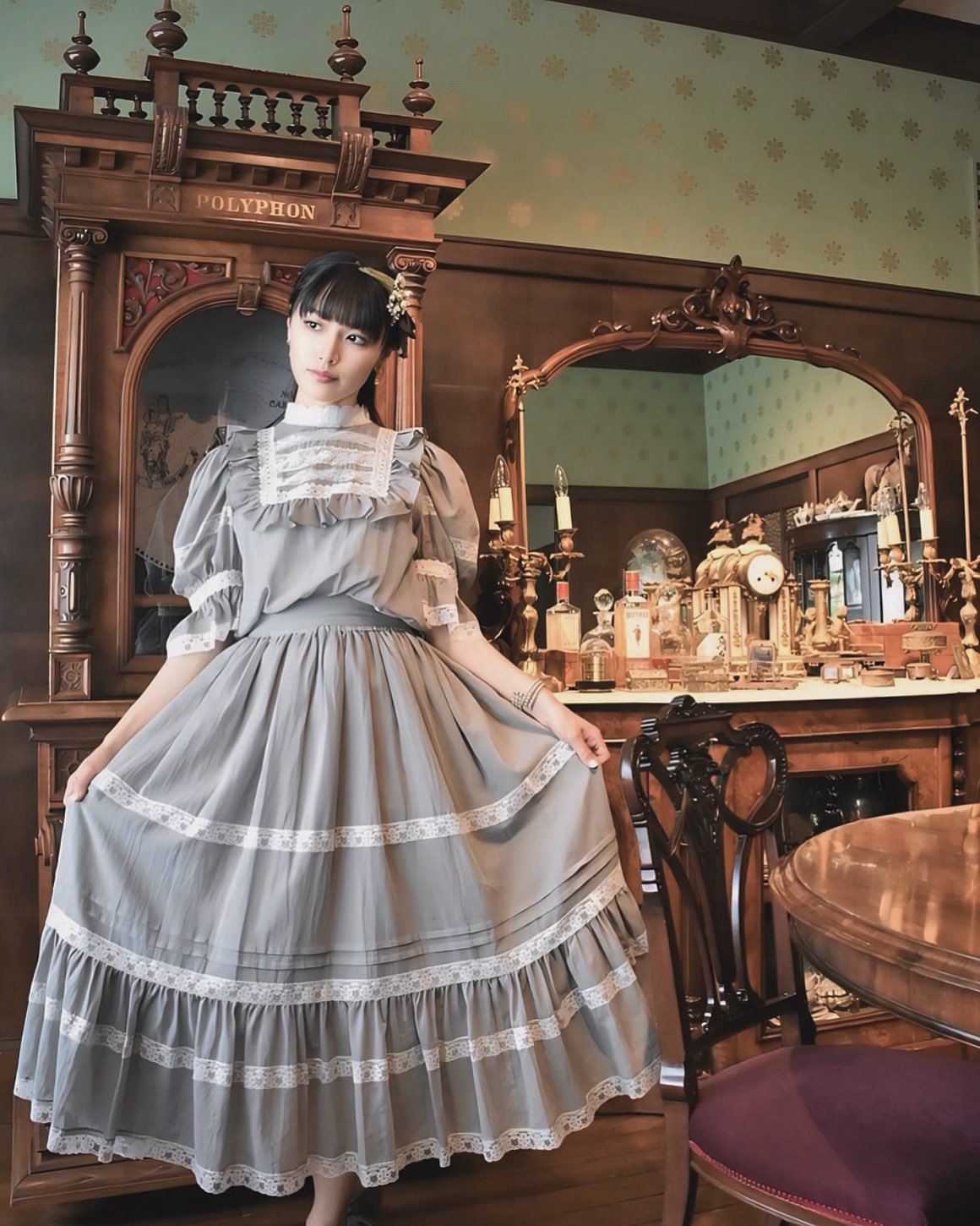 ★セール♪★BGMAXAZRIA イリュージョンミディドレス★ 残りわずか】steady/フラワージャカードドレス(M ピンクベージュ