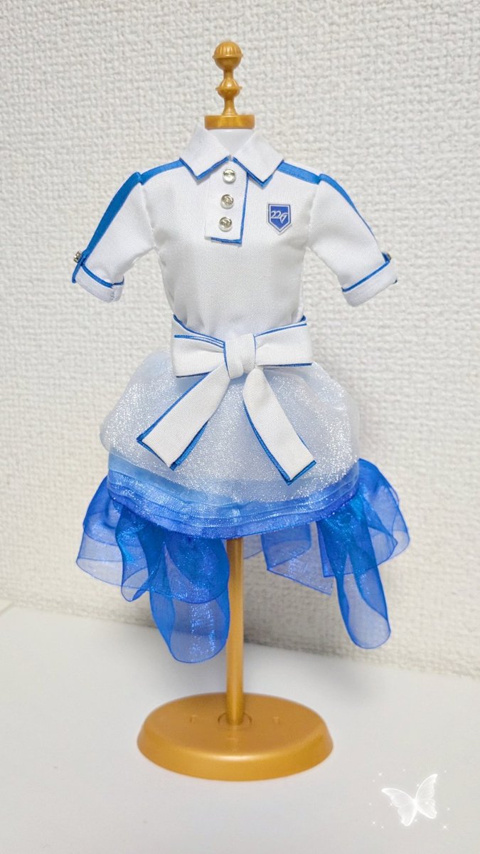 hitaso523's tweet photo. 15th「あなたでなくちゃ」発売日🧚‍♀️
今回の衣装も、とっても可愛くて。
時間がなくて修正せずに進めちゃったけど
すべて自己満なので良しとします！
#ナナニジ
#あなたでなくちゃ https://t.co/Ie6fv5bHds