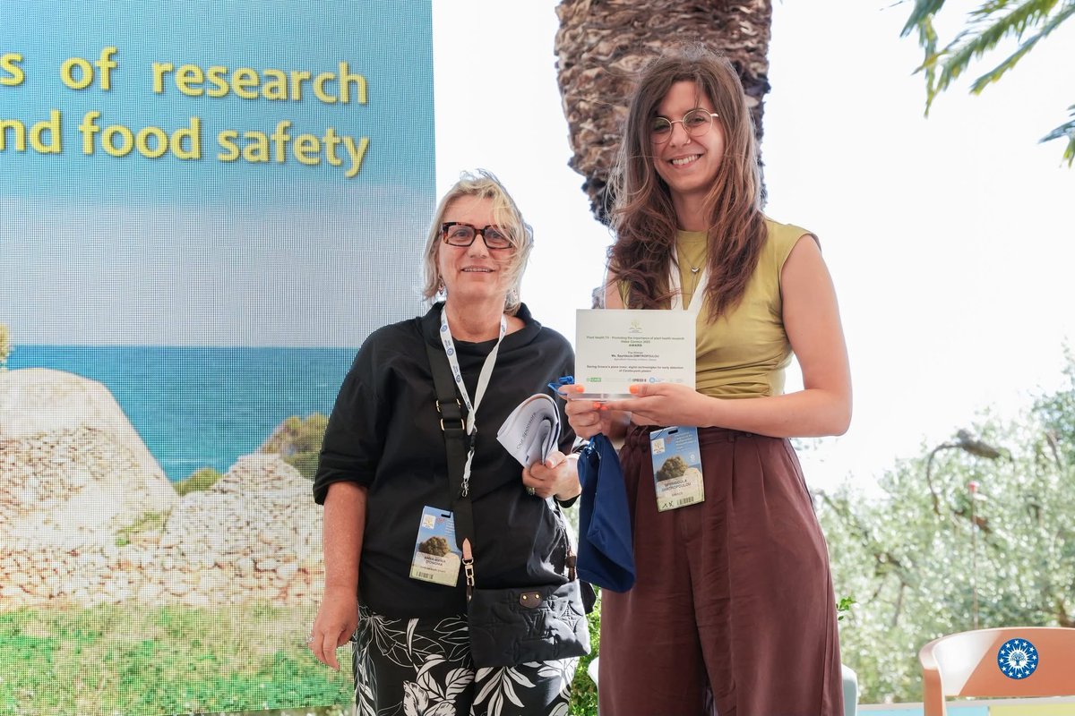🌿 𝗦𝗧𝗘𝗟𝗟𝗔 was showcased at the 17th Congress of the Mediterranean Phytopathological Union in Bari 🇮🇹!

📌 Prof. Tsitsigiannis on AI &amp; plant health
📌 Award-winning video on Ceratocystis platani 🌳

🔗 Recap: shorturl.at/vevjb

#HorizonEU #ResearchImpactEU