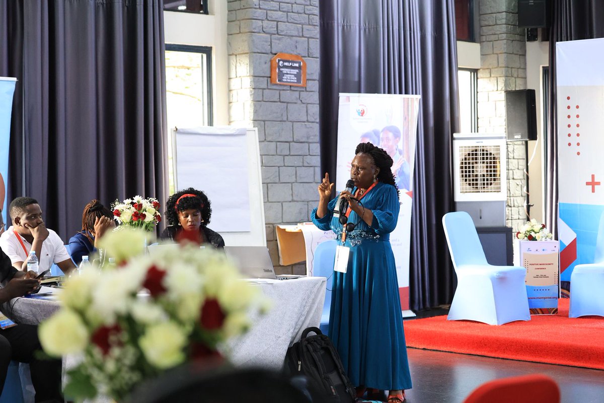 Nab20Margret's tweet photo. Associate professor Dr Sonko referred to Masculinity as the socially constructed attributes, attitudes, behaviours and expressions expected of men. #PositiveMasculinity2025 #SeeFar #MasculinitywithResponsibility @medicamondiale @paif_Rdc @memprowuganda. https://t.co/TFgFotOlKo