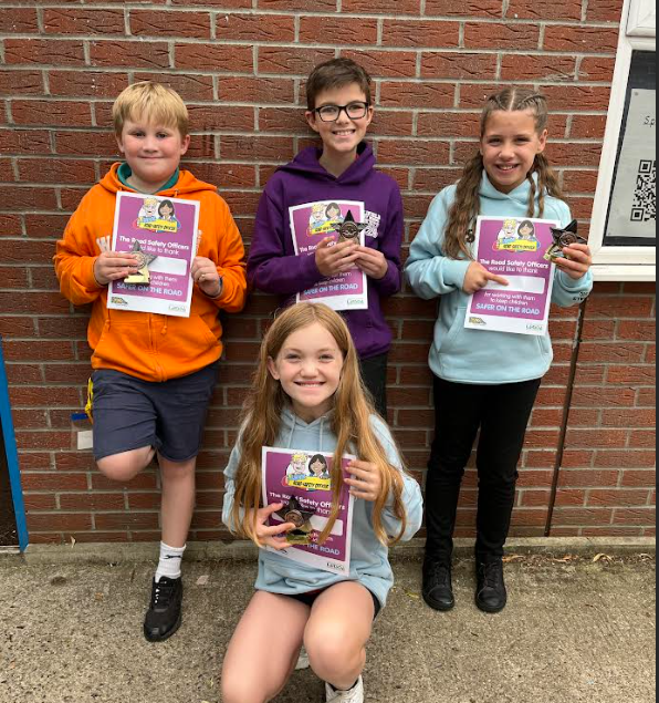 Our JRSOs were delighted to receive their trophies and certificates for finishing runners up in the citywide road safety video competition which promoted keeping safe and active travel. Well done! @sccactivetravel <a href="/SY_STARSAwards/">STARS South Yorkshire</a>